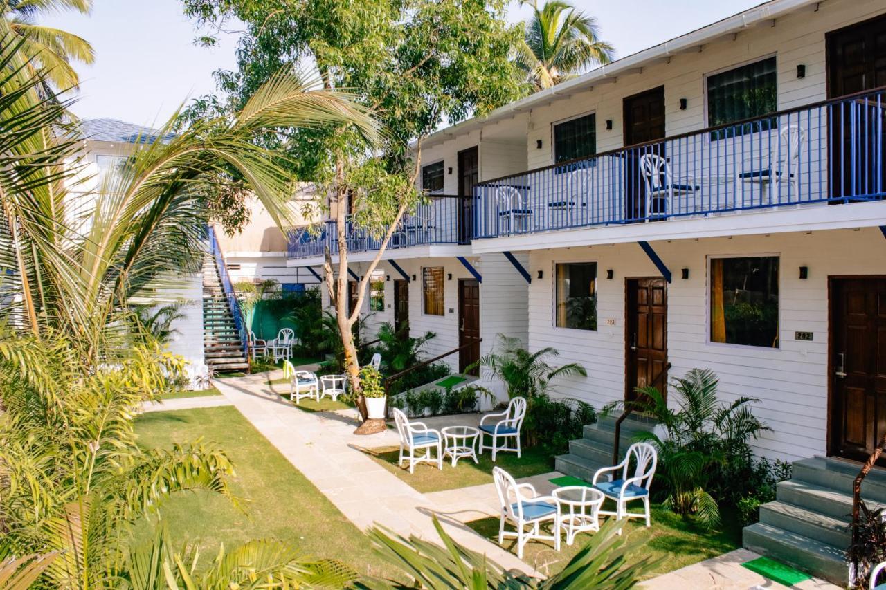 Sandbanks Villas, Morjim